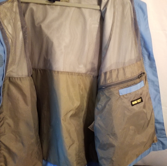 LANDS END LT BLUE GORE-TEX WEATHERPROOF RAIN JACKET WOMENS SIZE 14/16 - Picture 3 of 16